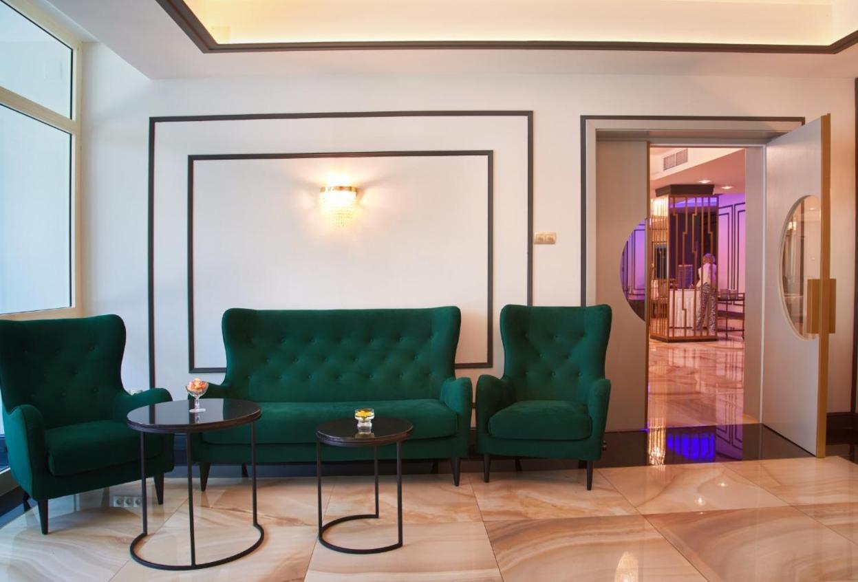 Hotel Univers Cluj-Napoca Eksteriør billede