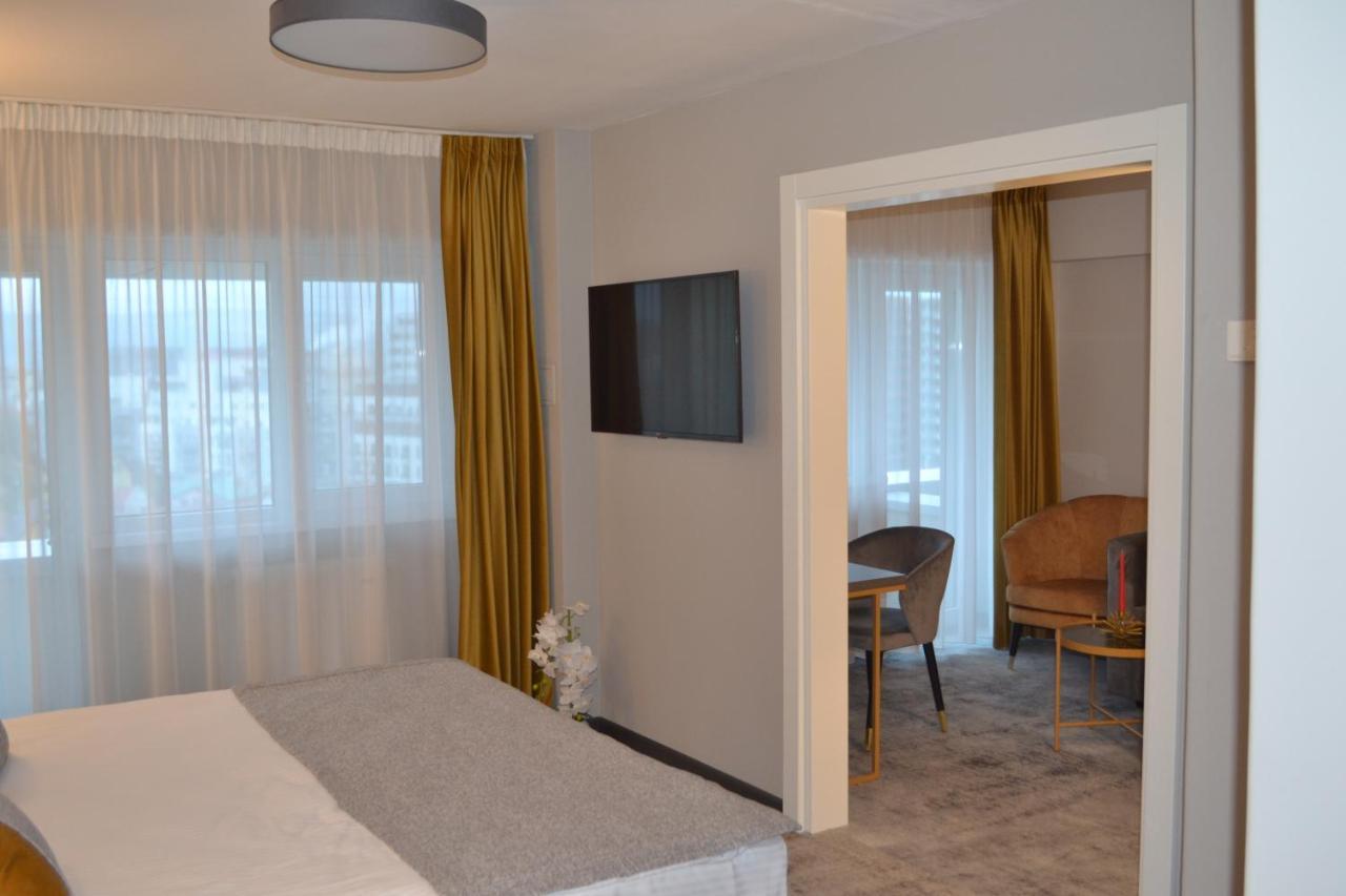 Hotel Univers Cluj-Napoca Eksteriør billede