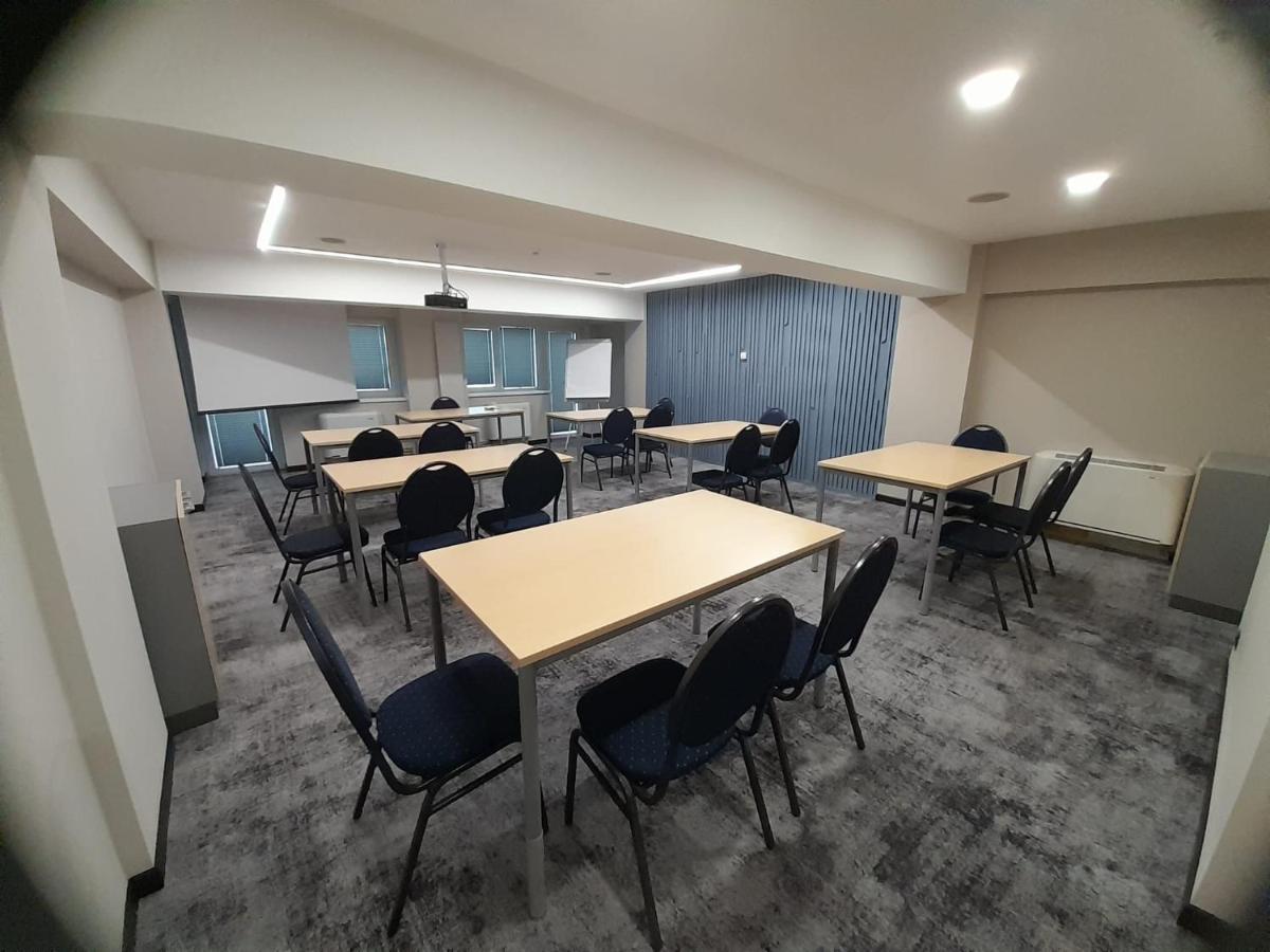 Hotel Univers Cluj-Napoca Eksteriør billede