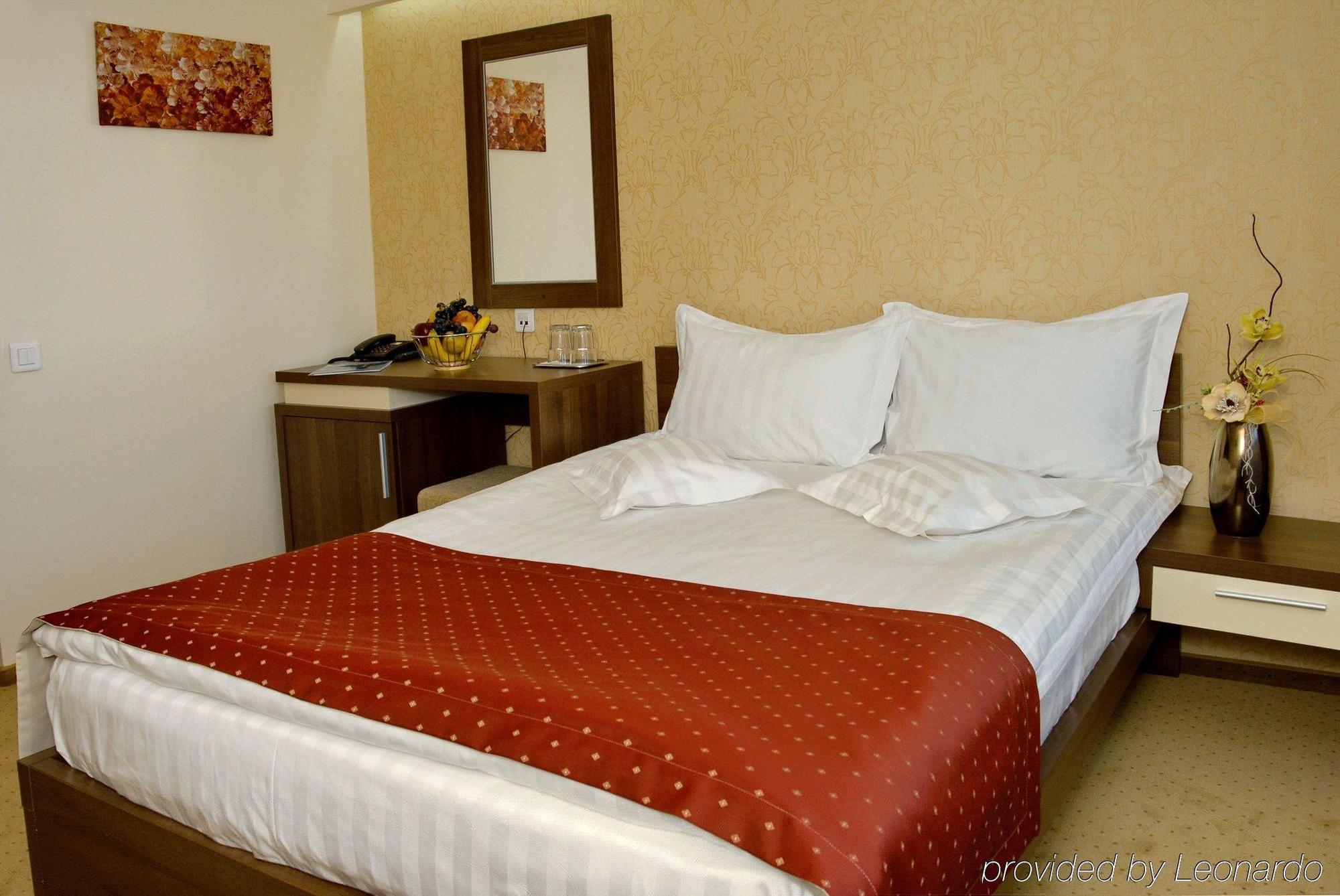 Hotel Univers Cluj-Napoca Værelse billede